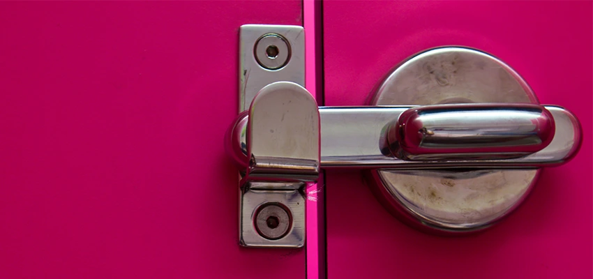 Childproof Gate Lock in San Carlos, California